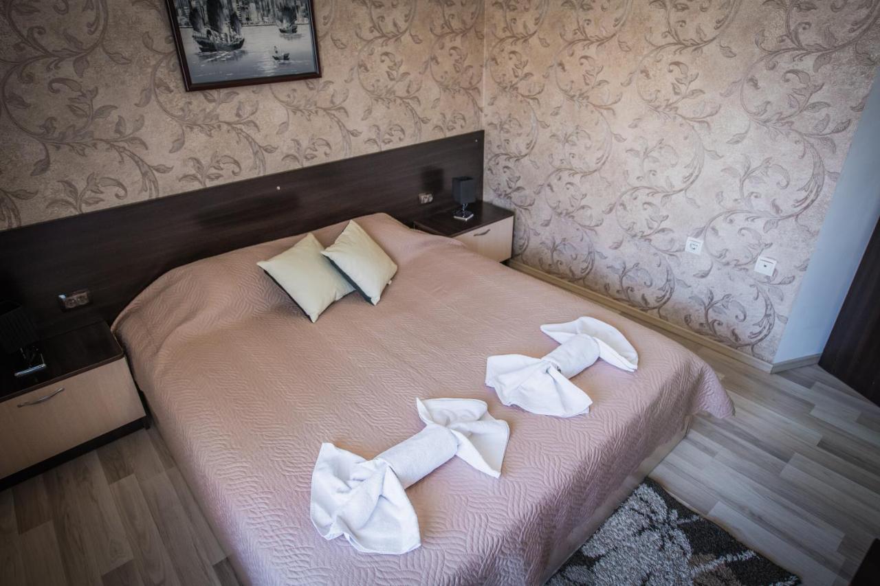 Vida Family Hotel Vidin Buitenkant foto