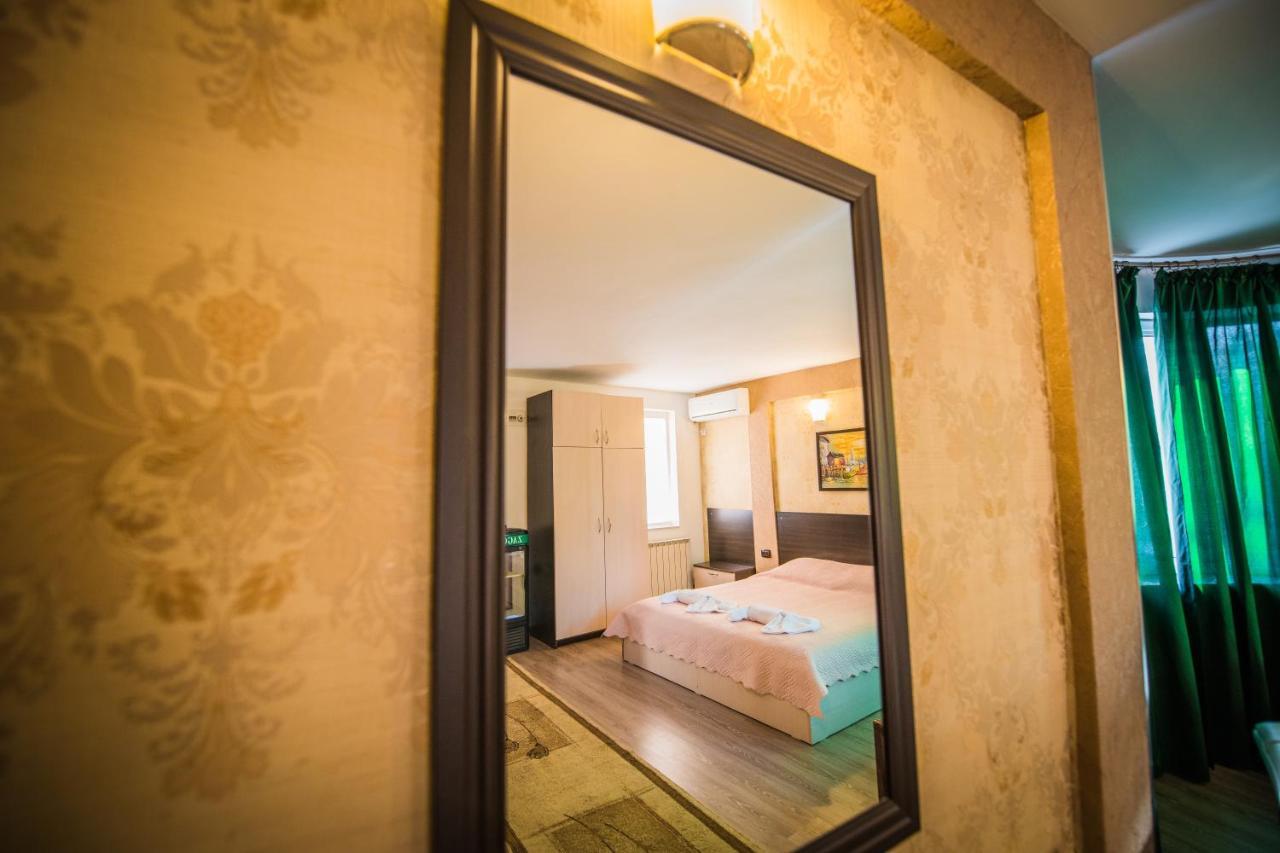 Vida Family Hotel Vidin Buitenkant foto