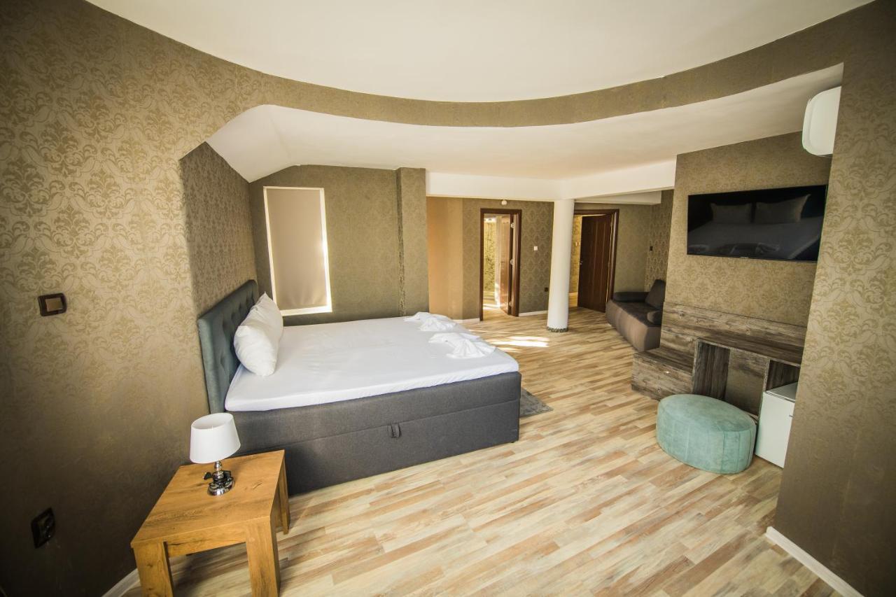 Vida Family Hotel Vidin Buitenkant foto