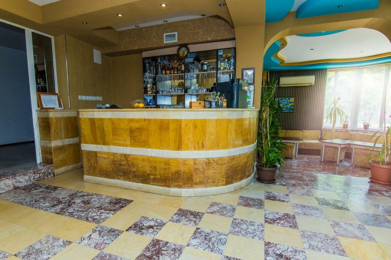Vida Family Hotel Vidin Buitenkant foto